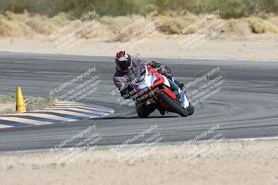 media/Nov-16-2025-Race Pace (Sun) [[8c5fa54630]]/Non Verified Riders (1st 20 Minutes)/2-Turn 10 (1010am)/